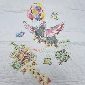 VTG Walt Disney Dumbo Quilted Nursery Crib Baby Blanket Paragon Embroidered